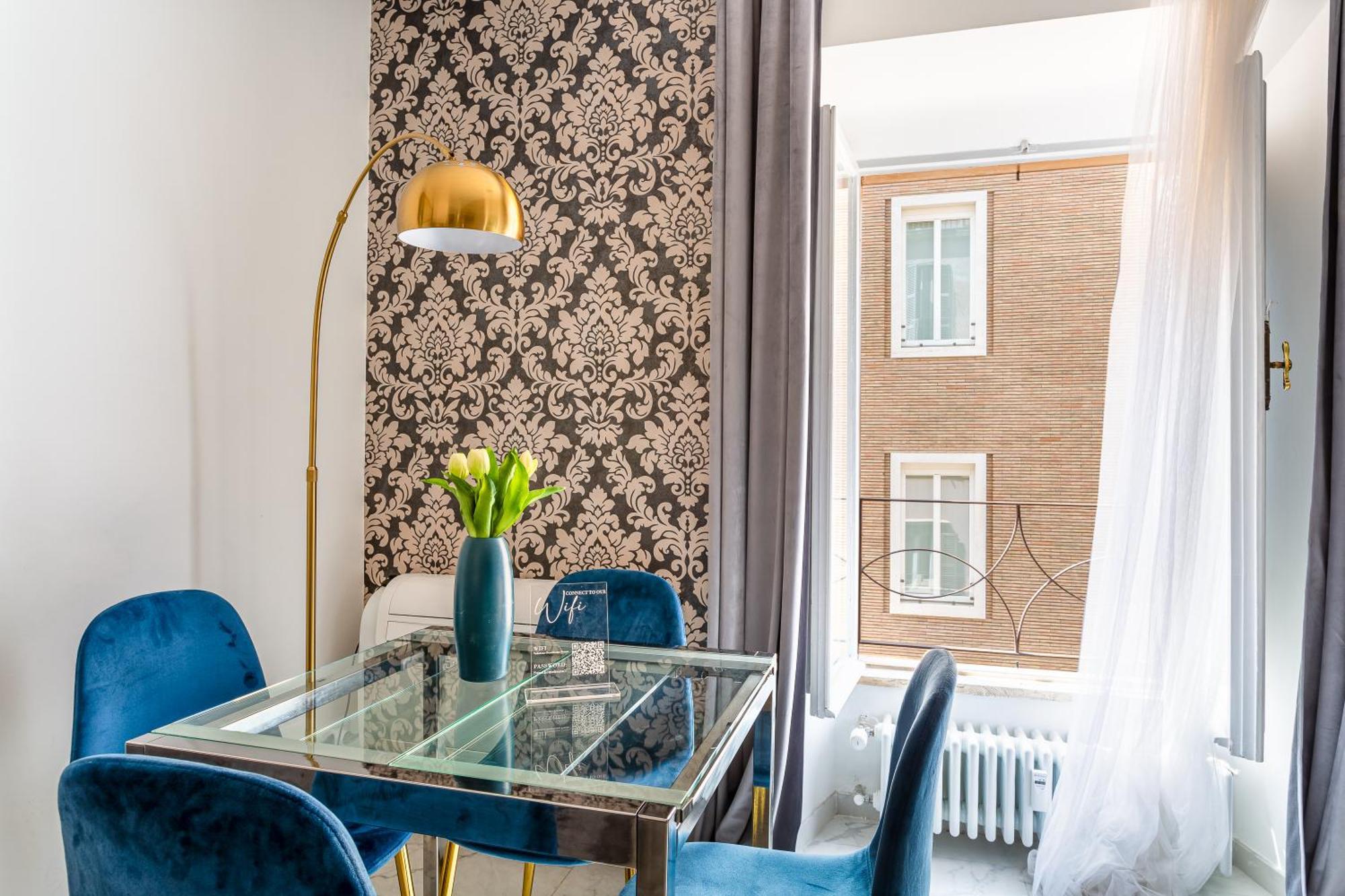 Iflat Cozy And Elegant Near Spanish Steps